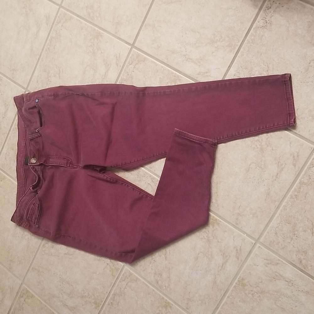 Lane Bryant midrise super stretch skinny Jean's size 18 petite